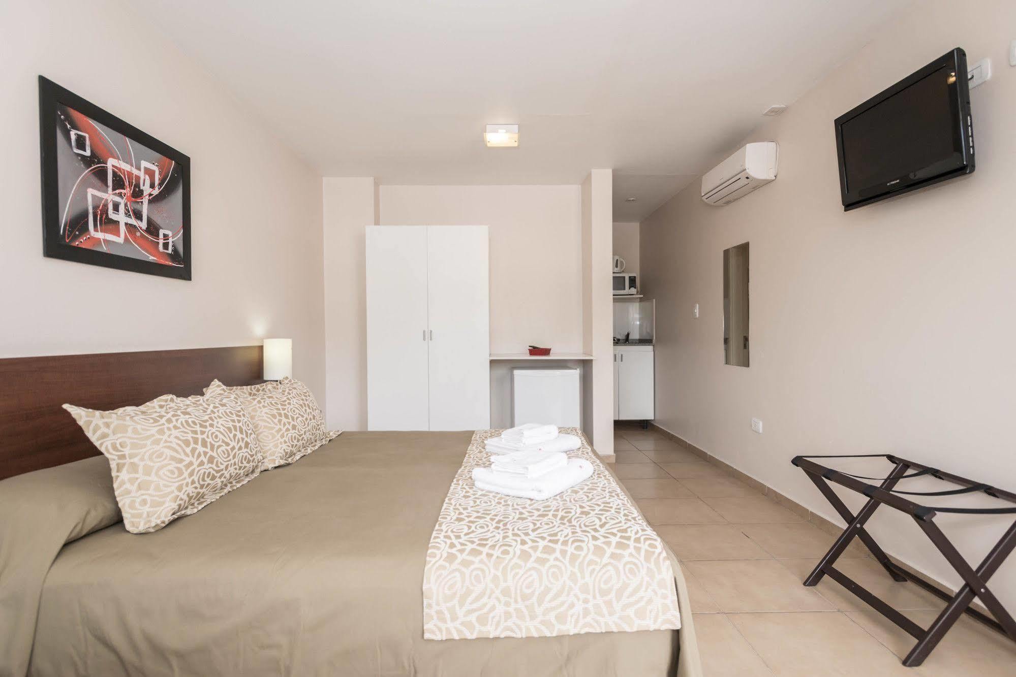Soltigua Apart Hotel Mendoza Exteriör bild